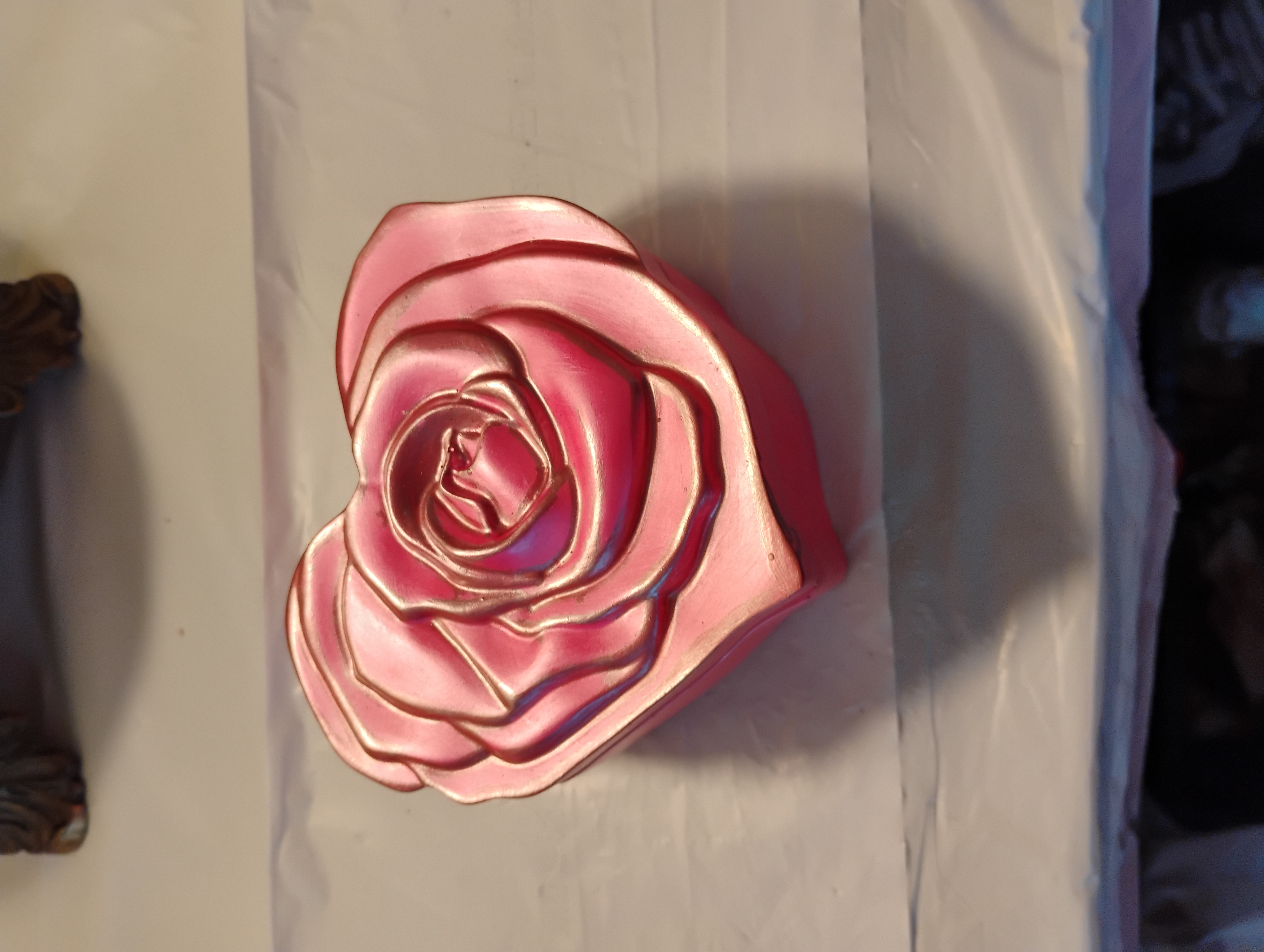 Pink rose heart trinket jar